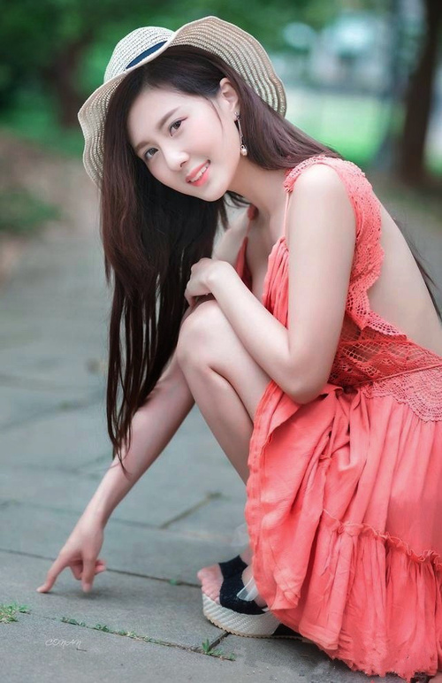 FB体育官网-《电竞产业链中的创新创业机会：从硬件到内容全景分析》，电竞行业产业链的构成是什么