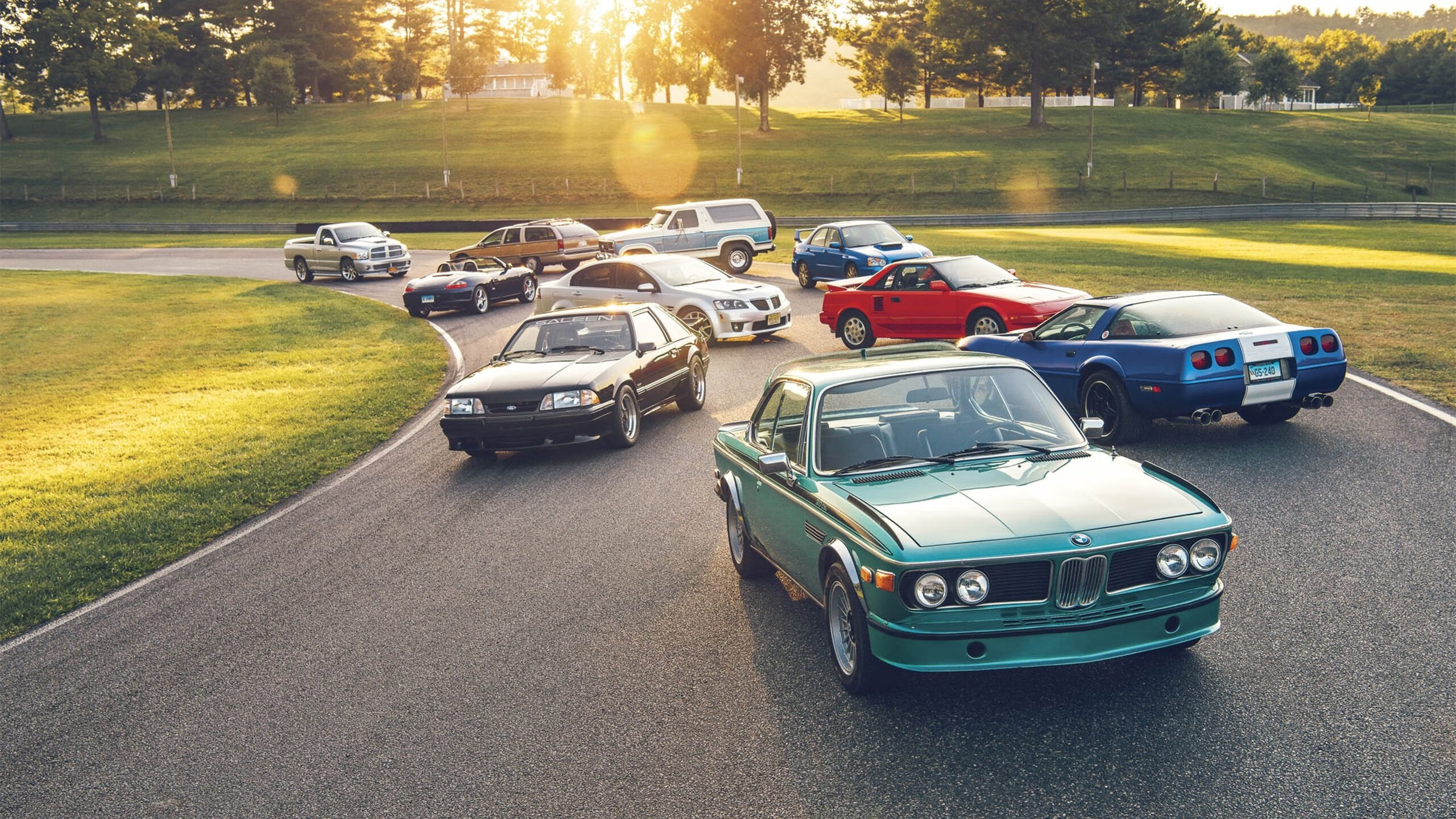 FB体育官方-足球中的技术奇迹：知名运动员的冷门技能大揭秘，足球球员技能