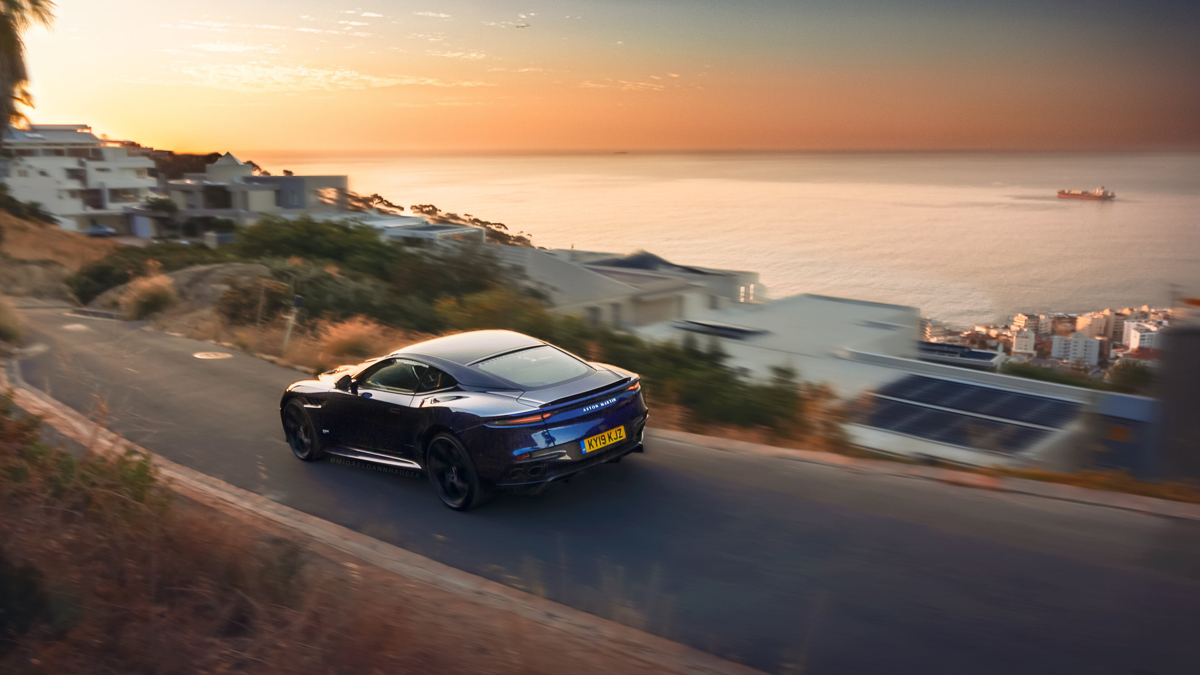 FB体育官网-布兰登·英格拉姆率领灰熊大胜太阳,布兰登英格拉姆选秀视频