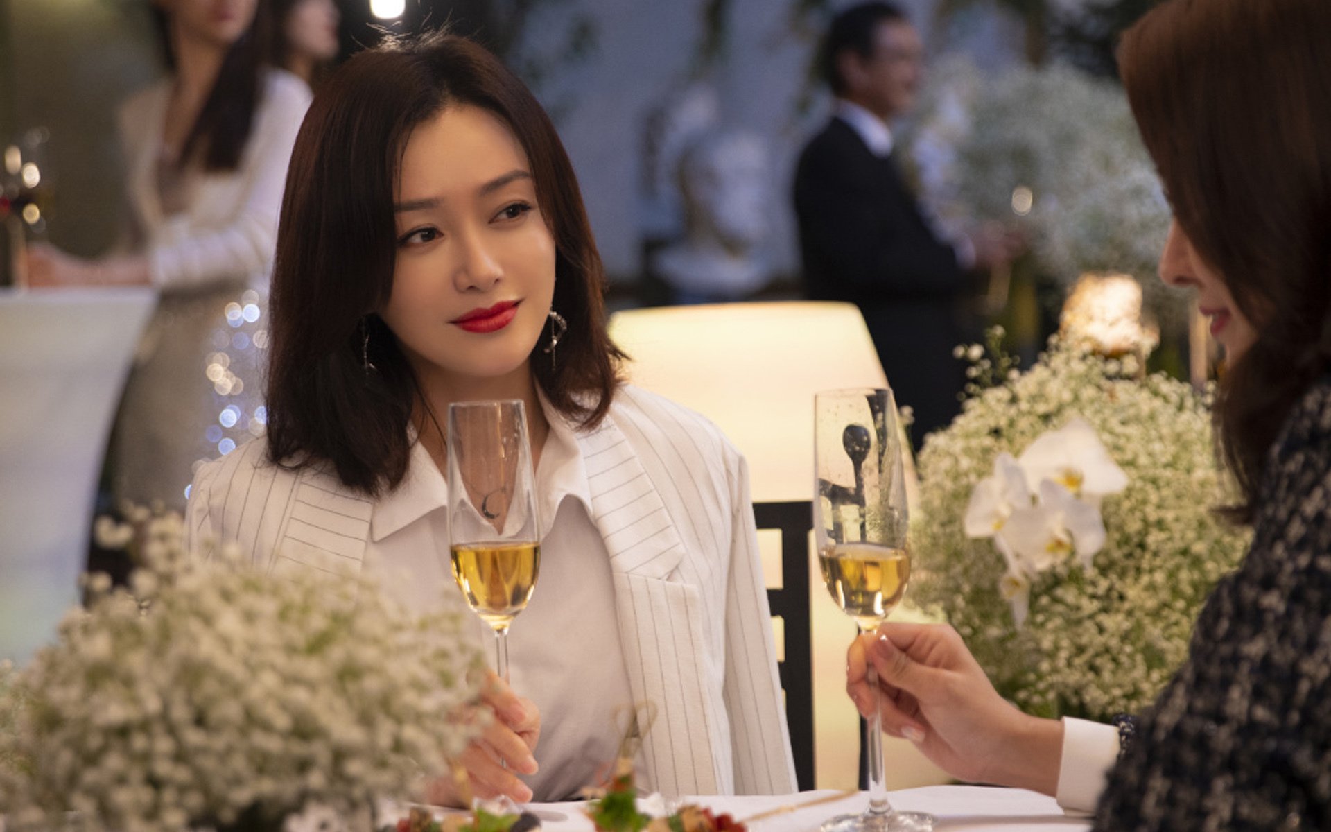 FB体育网页版-高科技助攻:球员数据分析实现个性化训练方案,球员数据表格